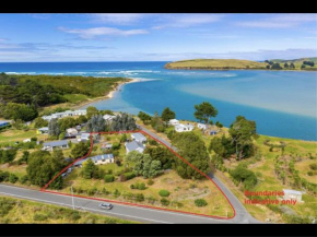 Kepplestone by the Sea - The Catlins, New Haven